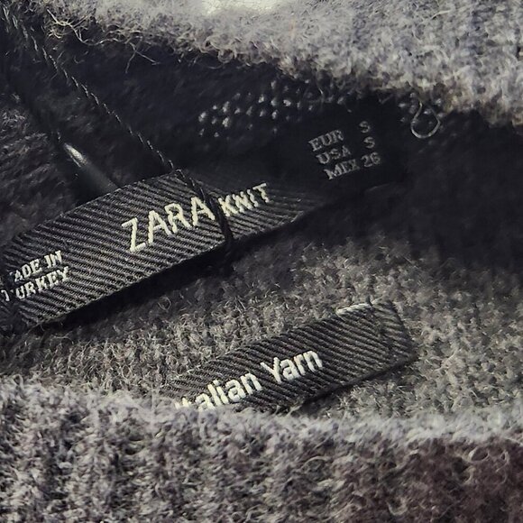 Zara Knit Italian Yarn Sweater Dress Small
Lot K - Picture 2 of 7